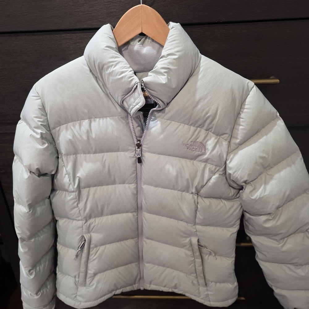 The North Face Womens Light Gray Puffer Jacket